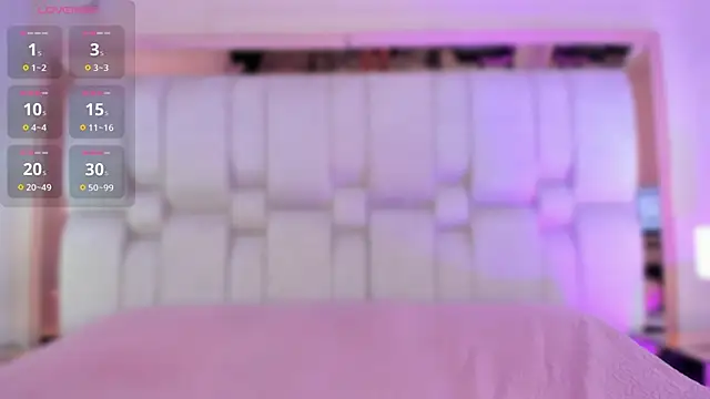 Kleverly Manson1 online show from February 17, 8:17 pm