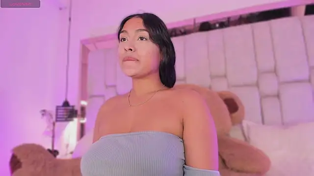 Kleverly Manson1 online show from March 26, 5:06 am