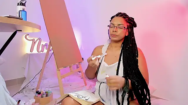 Snapshot of Nicolemorelli2 chatting on February 22, 9:48 pm Nicolemorelli2 online show from February 22, 9:48 pm