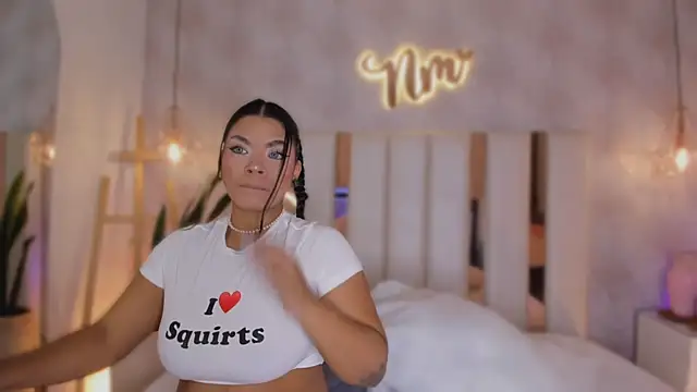 Nicolemorelli2 online show from November 21, 12:48 pm