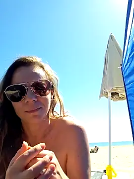 Maryli-O online show from April 8, 11:55 am