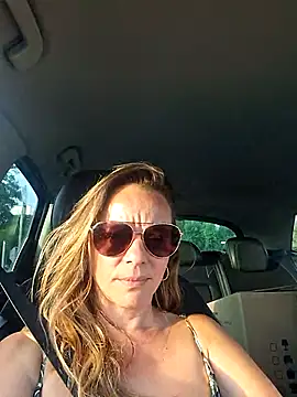 Maryli-O online show from April 29, 5:52 pm