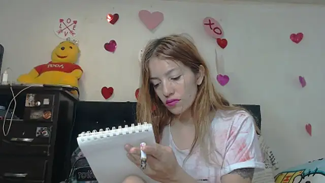 valerivegass online show from February 8, 1:42 pm