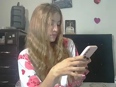 valerivegass online show from October 15, 2:47 pm