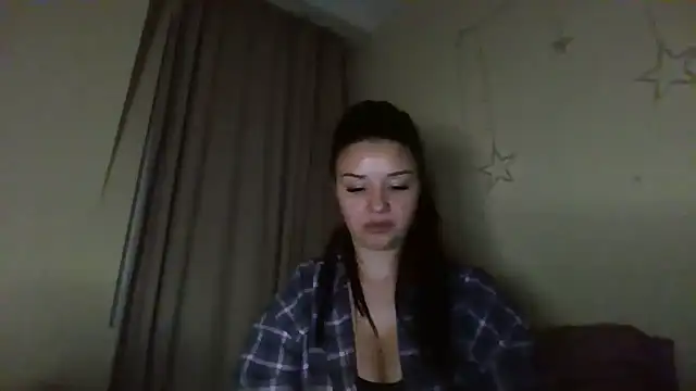 Linusya online show from March 4, 4:04 pm