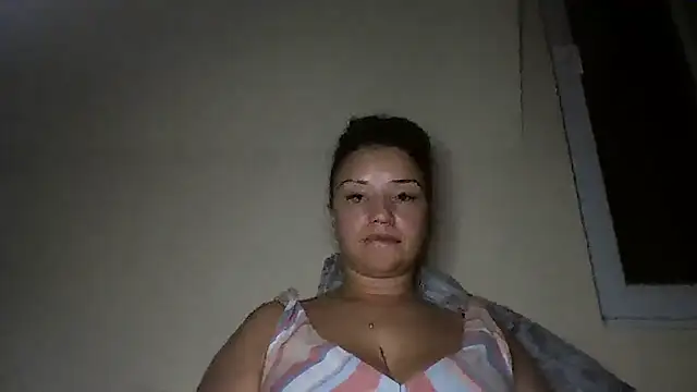 Snapshot of Linusya chatting on September 14, 4:40 pm Linusya online show from September 14, 4:40 pm