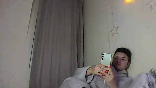 Linusya online show from December 14, 5:40 pm