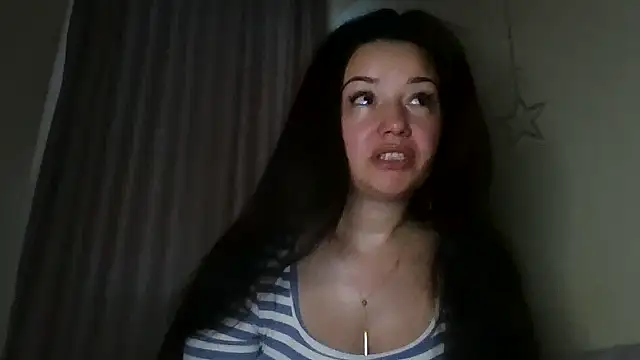 Linusya online show from February 9, 1:31 pm