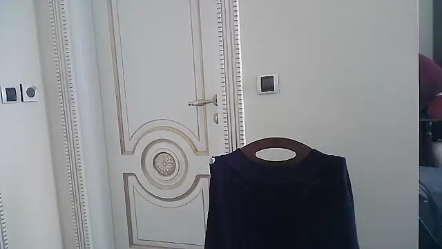 KIZLAZIMYaa online show from February 2, 12:15 pm