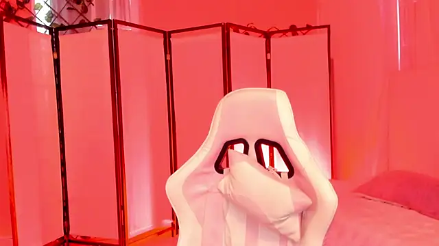 your khloe online show from December 16, 12:42 pm