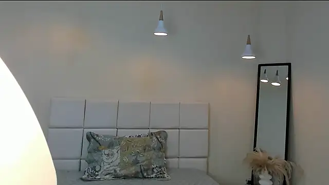 your khloe online show from February 27, 1:55 pm