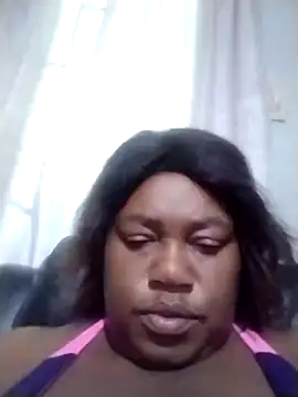 Snapshot of MATUREBUSSTY chatting on October 23, 5:22 pm MATUREBUSSTY online show from October 23, 5:22 pm