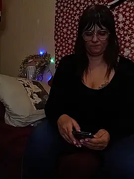 cricrimodele online show from December 17, 4:45 pm