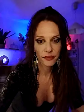 Snapshot of Luna_Kitanna chatting on February 20, 9:09 pm Luna Kitanna online show from February 20, 9:09 pm