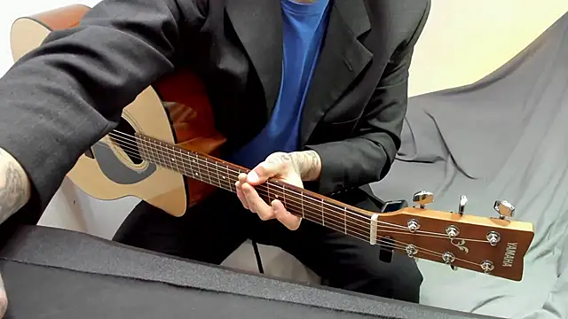 layneinchains online show from March 13, 7:08 pm