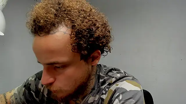 layneinchains online show from November 17, 7:34 am