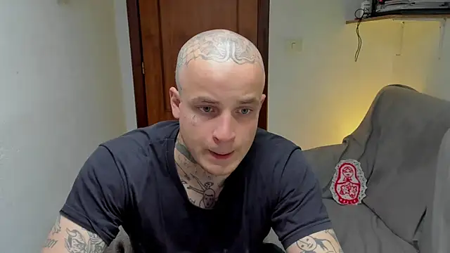 layneinchains online show from May 3, 12:42 pm