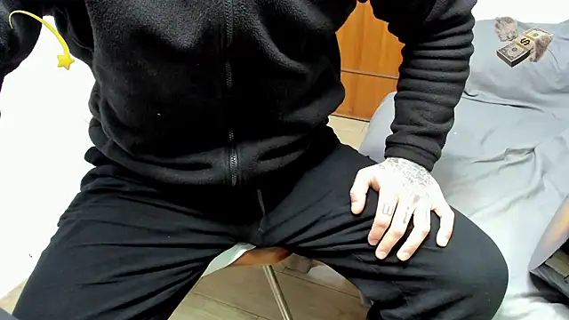 layneinchains online show from March 12, 10:36 pm