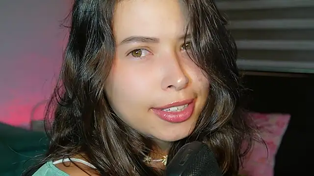 Snapshot of Kozzy_ chatting on February 22, 9:16 pm Kozzy online show from February 22, 9:16 pm