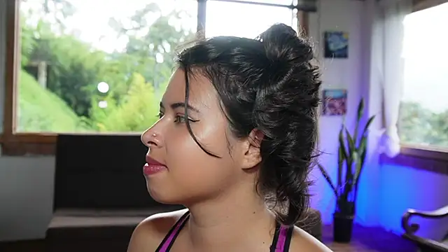 Snapshot of Kozzy_ chatting on November 22, 8:51 pm Kozzy online show from November 22, 8:51 pm