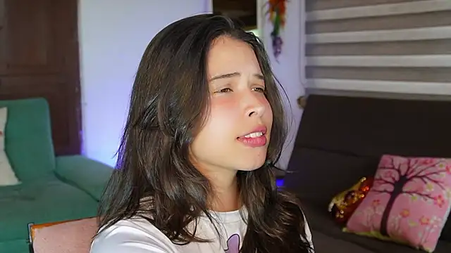 Kozzy  online show from March 24, 9:59 pm