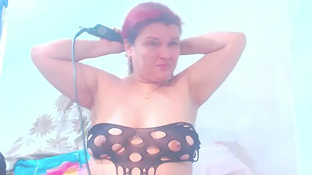 I AM JULIETA SQUIRTS online show from February 14, 10:47 pm
