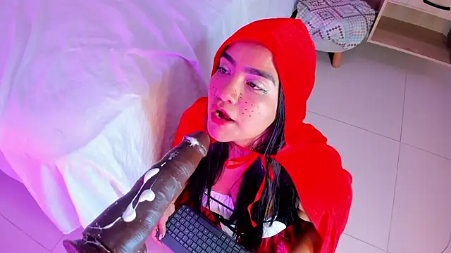 hannnasmith online show from October 31, 3:36 am