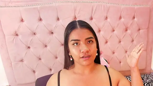 Snapshot of hannnasmith chatting on February 12, 3:50 am hannnasmith online show from February 12, 3:50 am