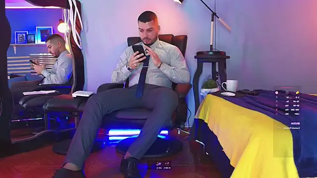 Snapshot of HenryBenso chatting on February 6, 10:47 am HenryBenso online show from February 6, 10:47 am