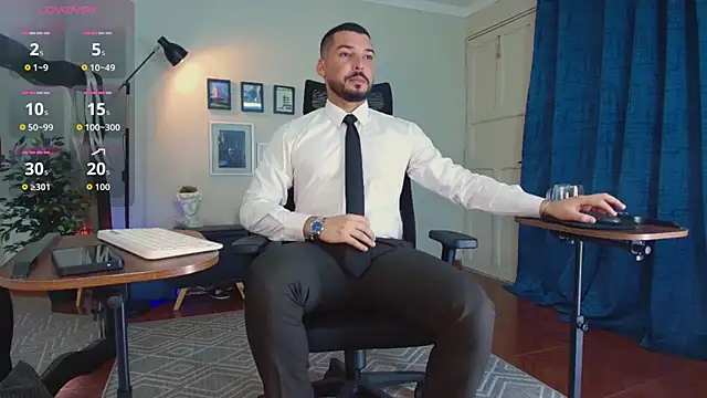 HenryBenso online show from April 13, 4:11 pm