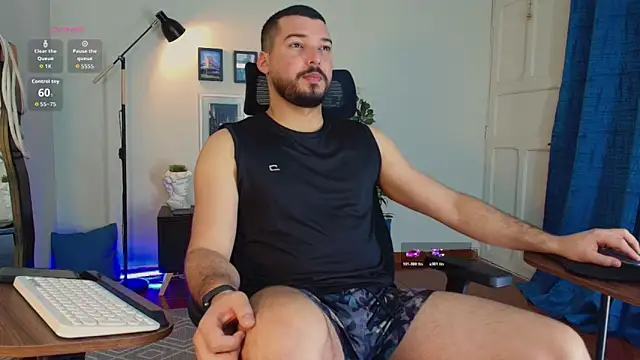 HenryBenso online show from May 17, 3:34 pm