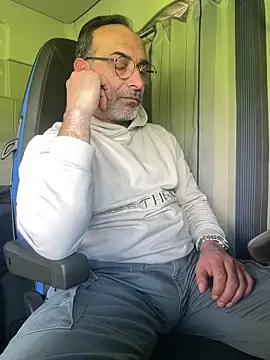 dzhakar online show from April 14, 11:59 am