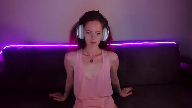 RubyAttwood online show from May 3, 8:45 pm