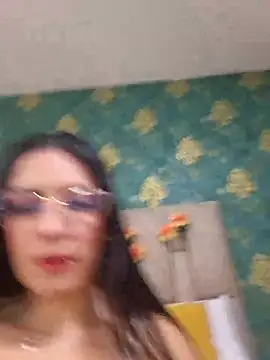 SuzanSmithh online show from January 7, 11:26 am