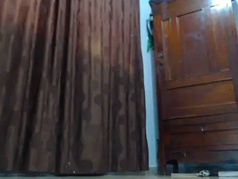 Snapshot of Redhead_incandy chatting on June 15, 12:16 pm Redhead incandy online show from June 15, 12:16 pm
