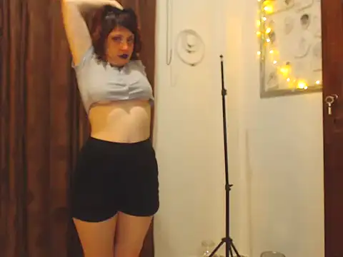 Redhead incandy online show from March 9, 5:33 am