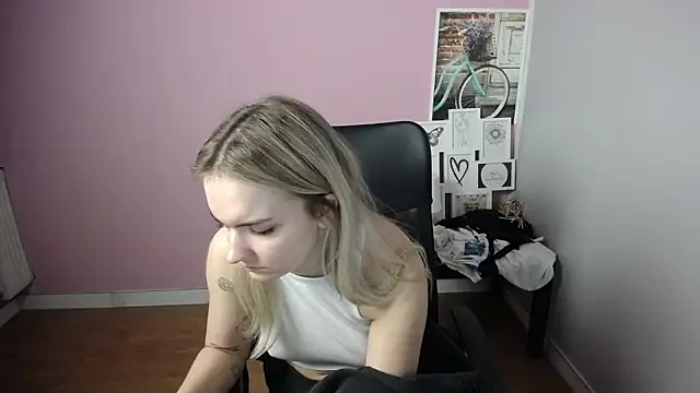 viktoria lovely online show from December 27, 6:46 am