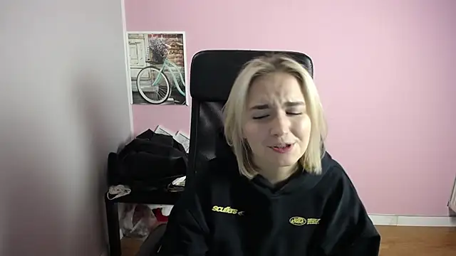 viktoria lovely online show from March 10, 3:16 pm