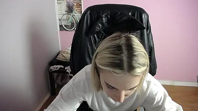 viktoria lovely online show from February 25, 11:32 am