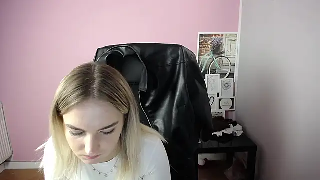 viktoria lovely online show from October 21, 8:58 am