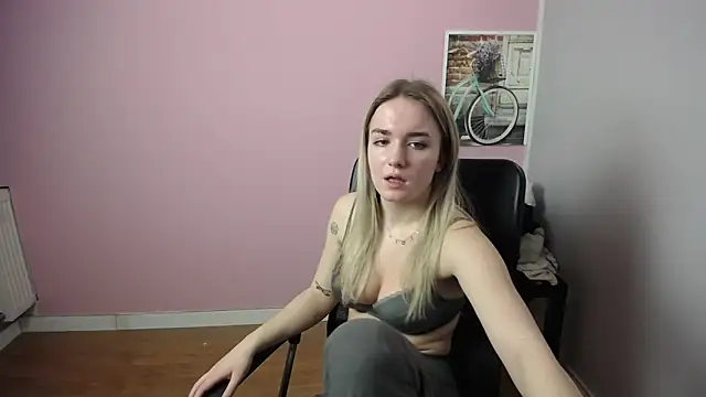 viktoria lovely online show from February 17, 7:58 am