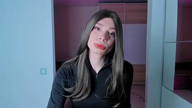 monicastark  online show from May 28, 9:54 pm