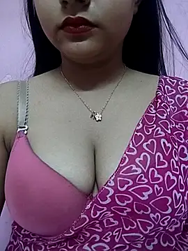 Snapshot of samaya-21 chatting on July 18, 9:23 pm samaya-21 online show from July 18, 9:23 pm