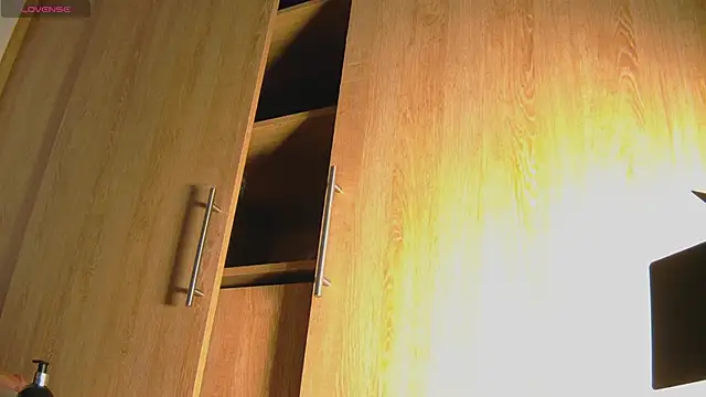 aidaadams online show from October 27, 11:22 am