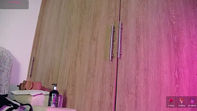 aidaadams online show from November 14, 12:20 pm