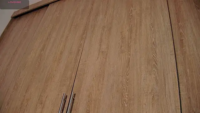 aidaadams online show from December 15, 11:16 am