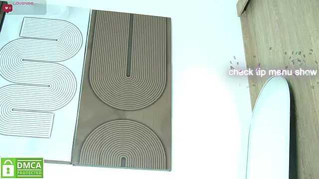 aidaadams online show from March 29, 11:45 am