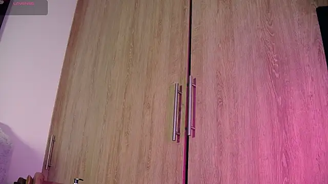 aidaadams online show from November 4, 11:47 am