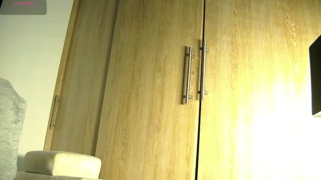 aidaadams online show from November 9, 10:30 am