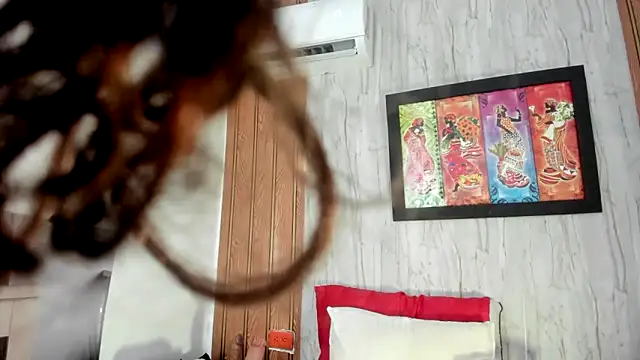 Alika01 online show from June 4, 2:00 pm